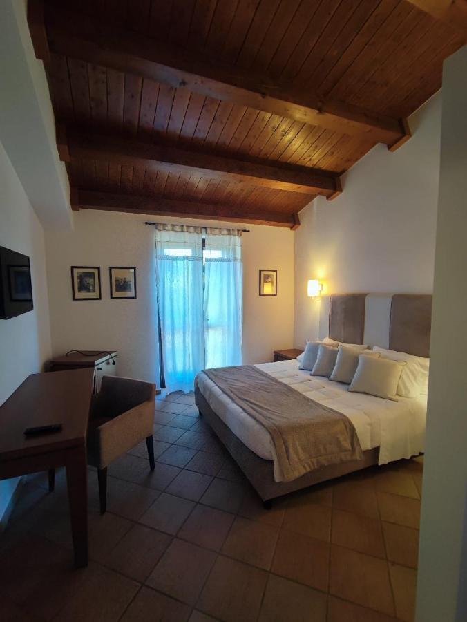 Masseria Pietrafitta Foggia Buitenkant foto